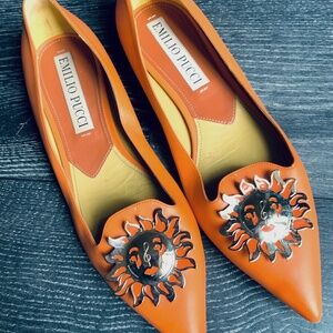 Emilio Pucci flat with metal sunburst medallion